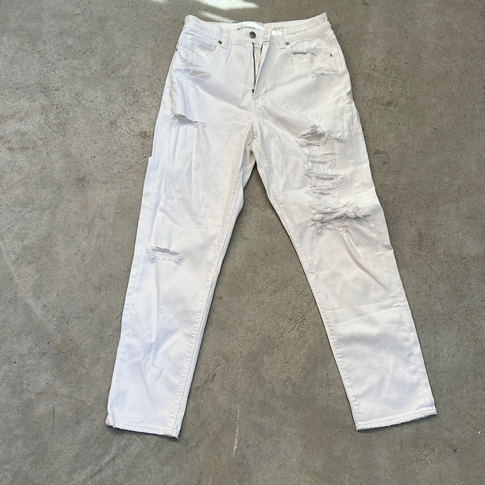 American Eagle Outfitters White Distressed Jeans
